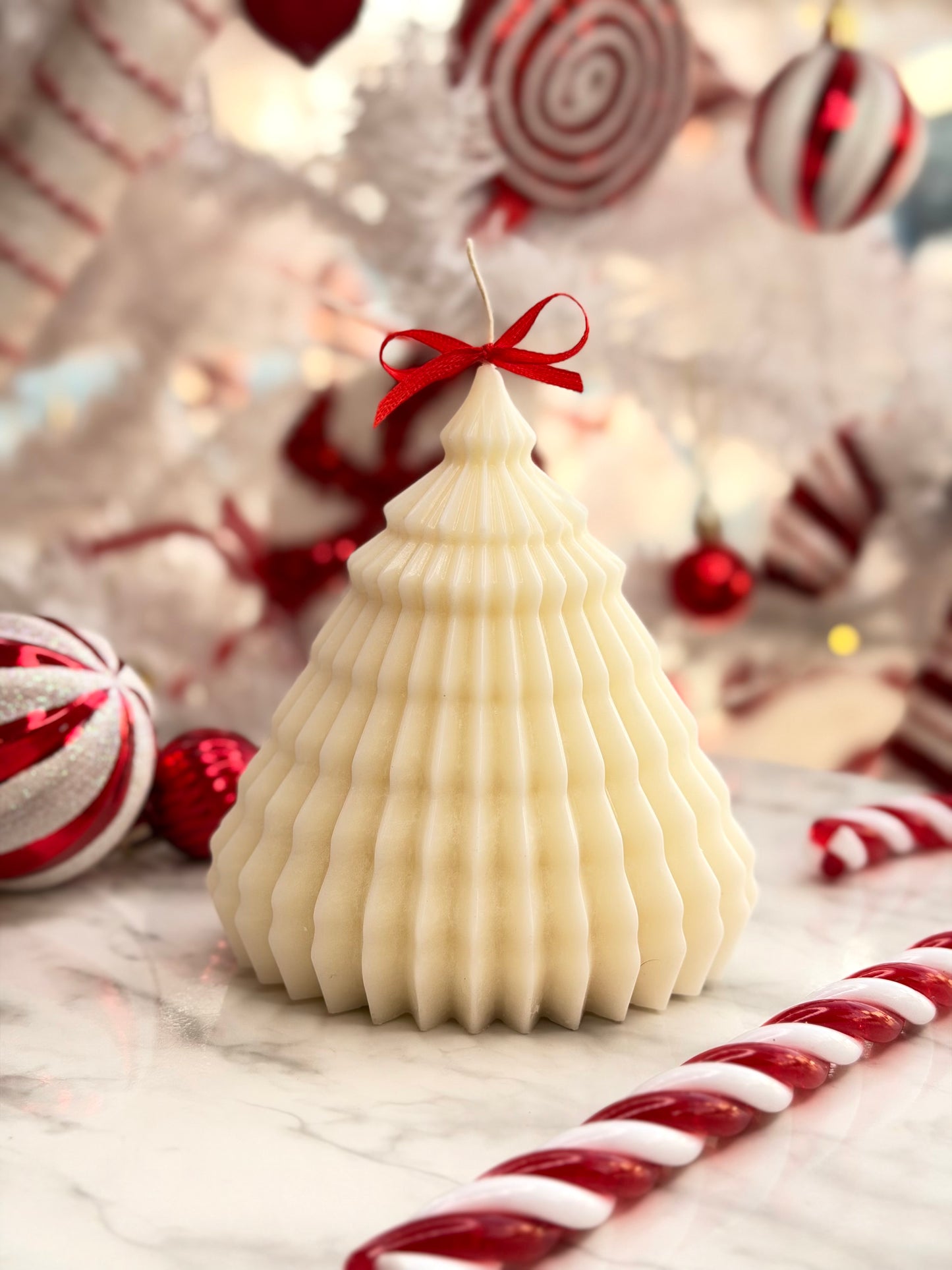 Christmas tree sculpture candle - 270 g